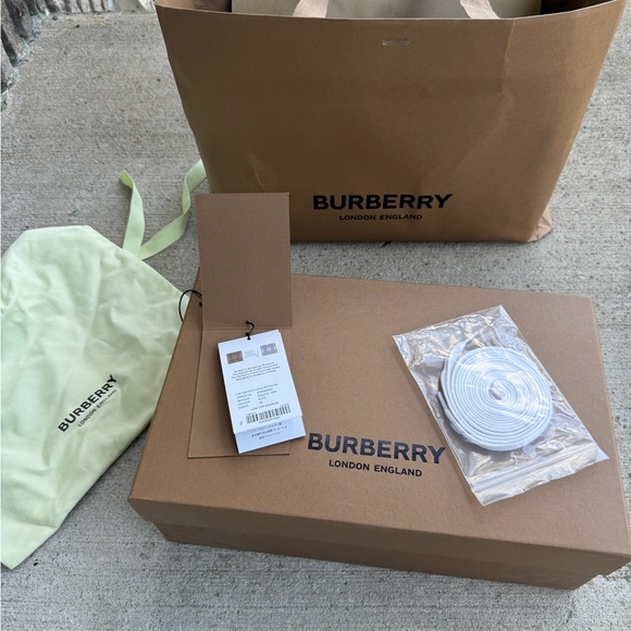 Burberry sneakers size 43 (slightly worn) - Picture 5 of 5